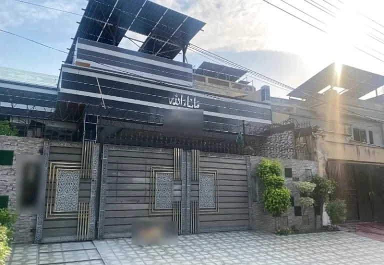 1 Kanal House — Model Town, Lahore - Lahore