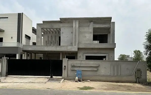 1 Kanal House Grey Structure — Bahria Orchard, Lahore - Lahore