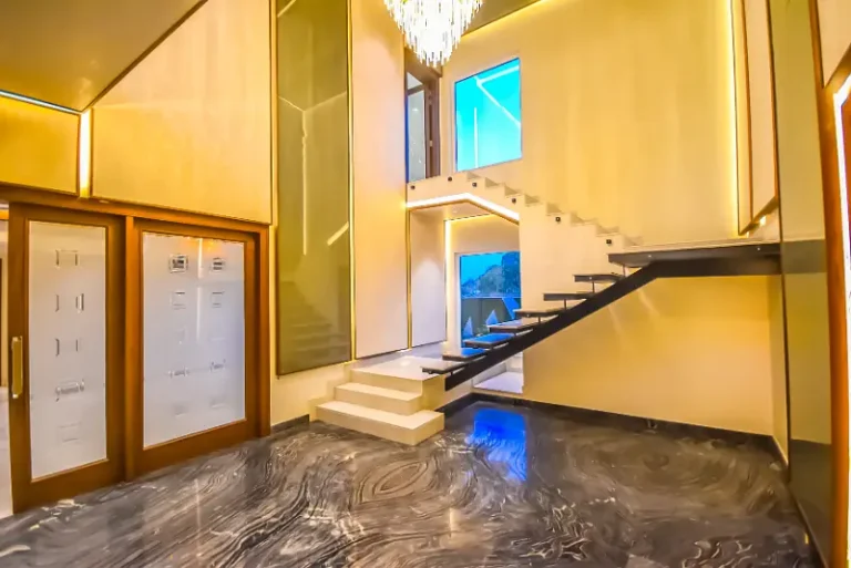 10 Marla House — Satellite Town, Gujranwala - Gujranwala