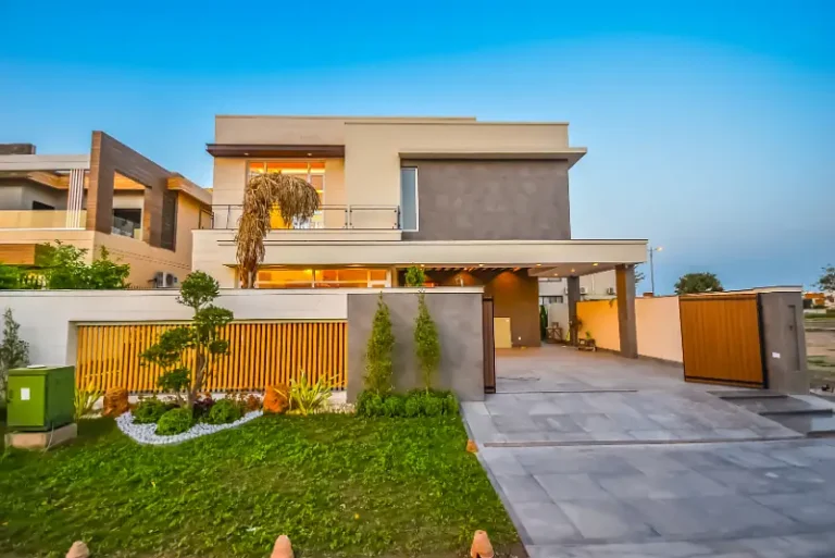 10 Marla House — Satellite Town, Gujranwala - Gujranwala