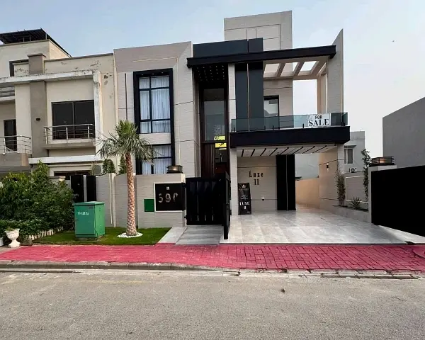 10 Marla House — Bahria Town, Lahore - Lahore