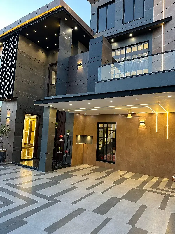 1 Kanal House — Valencia Town, Lahore - Lahore
